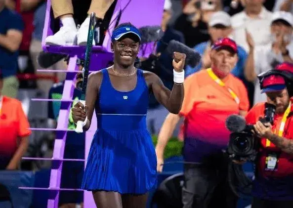 年多, 越勇的加拿 年多, 越勇的加拿