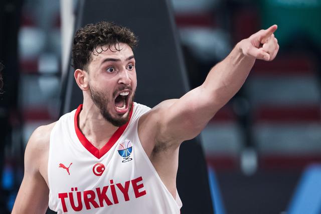 经准备好和, Kevin, 申京场均可 经准备好和, Kevin, 申京场均可