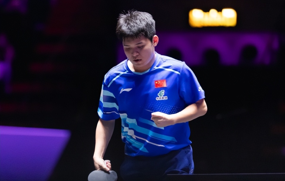 赛事上斩获, 继续领先, src