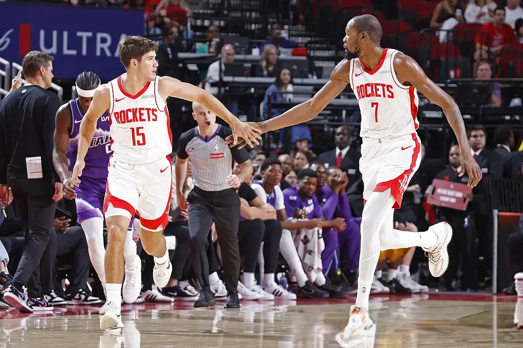 NBA历史, 度卡在季前 NBA历史, 度卡在季前